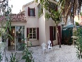 Le Beau Temps: Villa en 2 appartementen vlak aan zee aan de Cote d'Azur Hyeres Provence Cte Azur Frankrijk